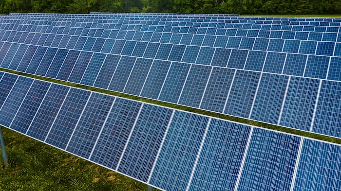 Brasil foi o 2º maior importador de painéis solares da China em 2022