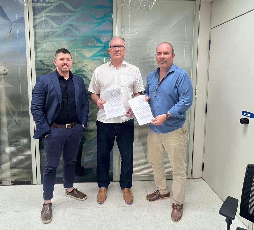 APER firma parceria com o SENAI/RN para fortalecer o setor de energia solar no RN